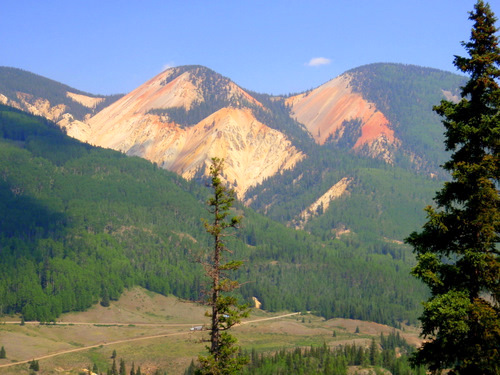 Little Red Mountain and Big Red Mountain.